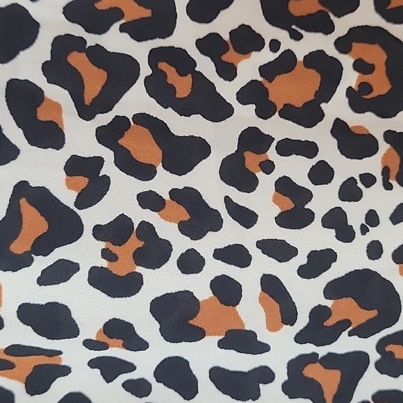 Talbots leopard blouse - Picture 7 of 7